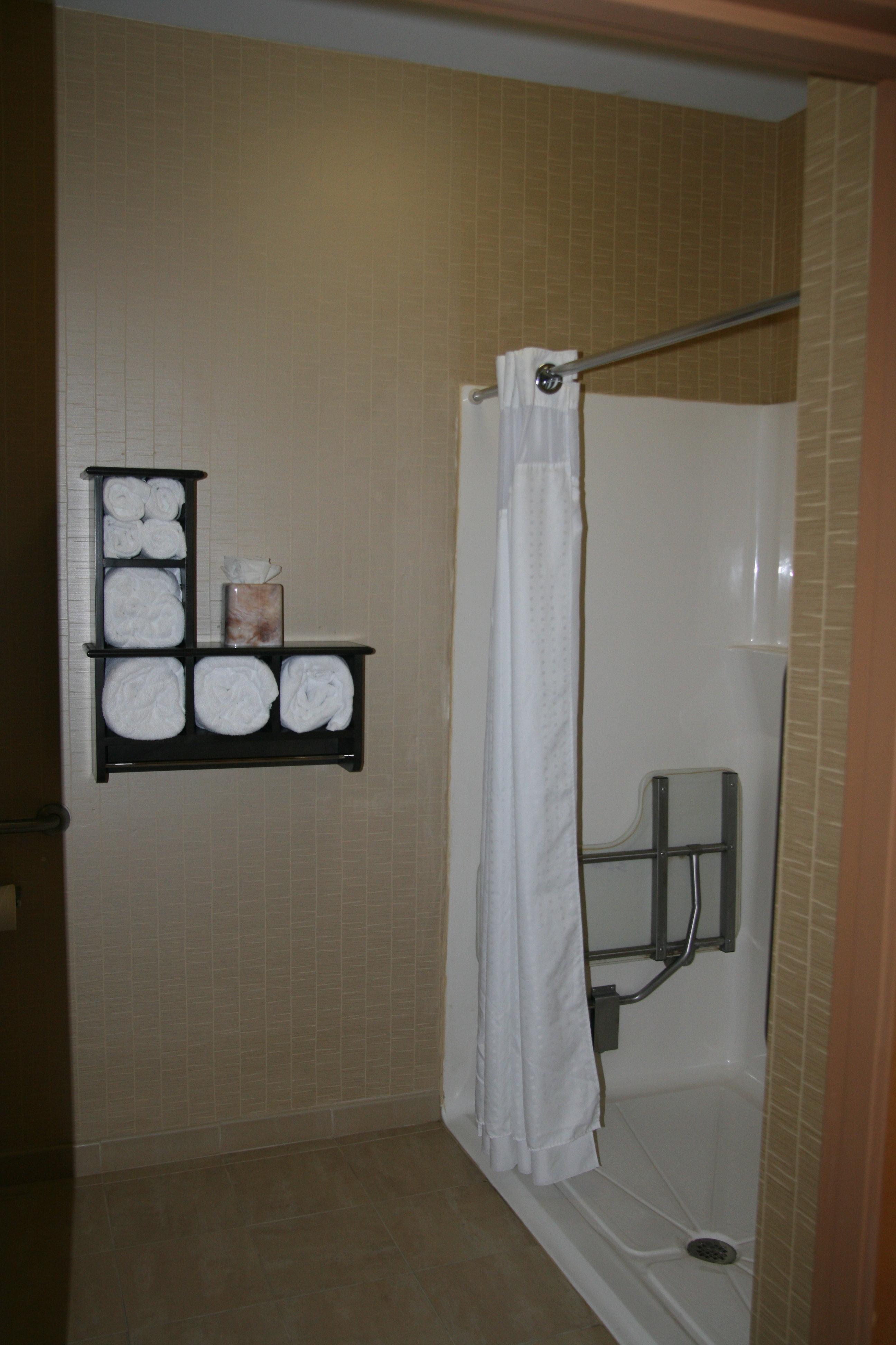 Holiday Inn Express Hotel & Suites Vineland Millville By Ihg מראה חיצוני תמונה