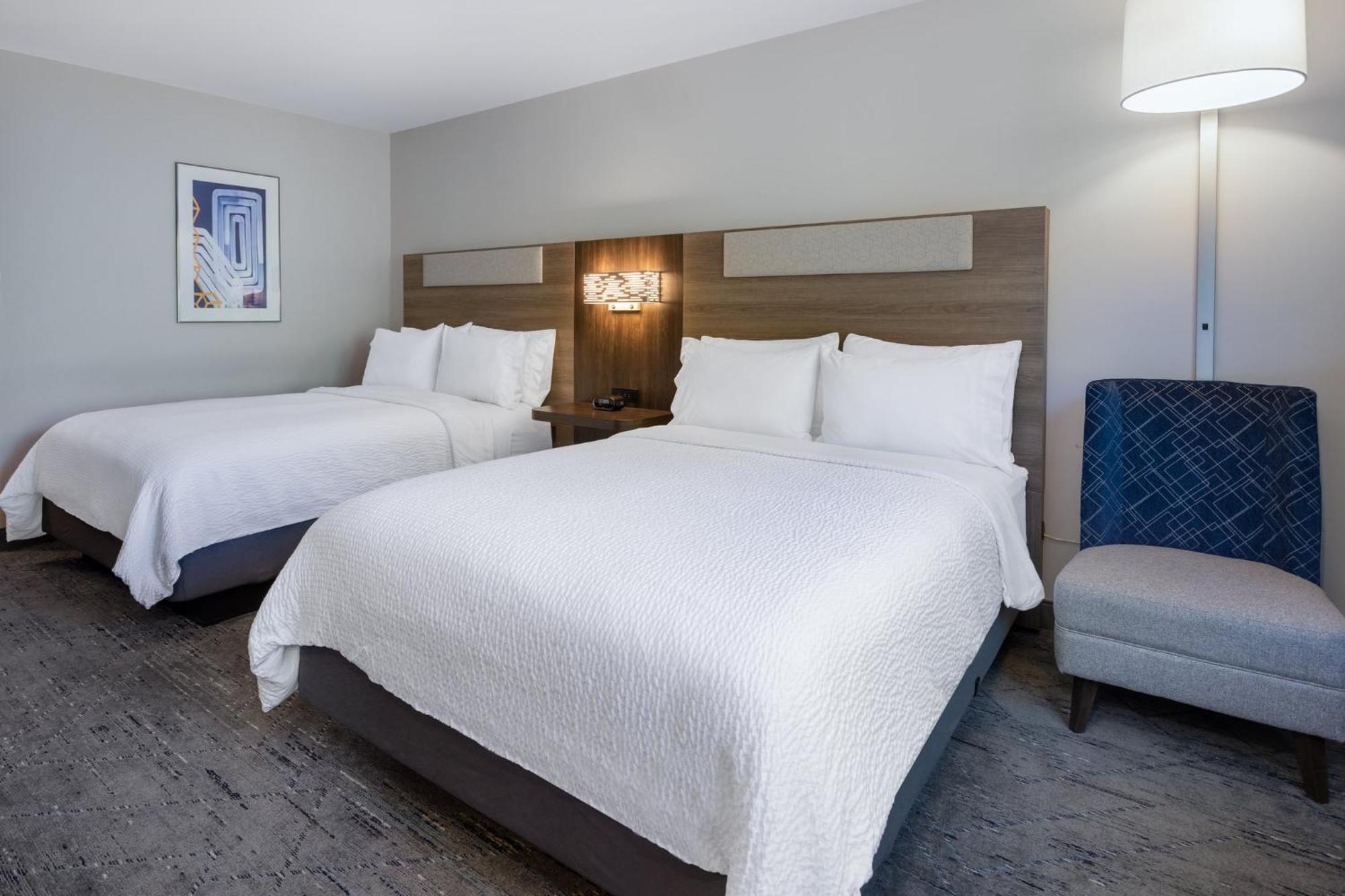 Holiday Inn Express Hotel & Suites Vineland Millville By Ihg מראה חיצוני תמונה
