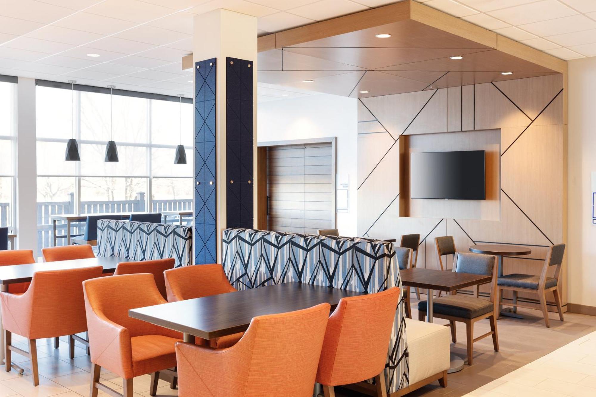 Holiday Inn Express Hotel & Suites Vineland Millville By Ihg מראה חיצוני תמונה