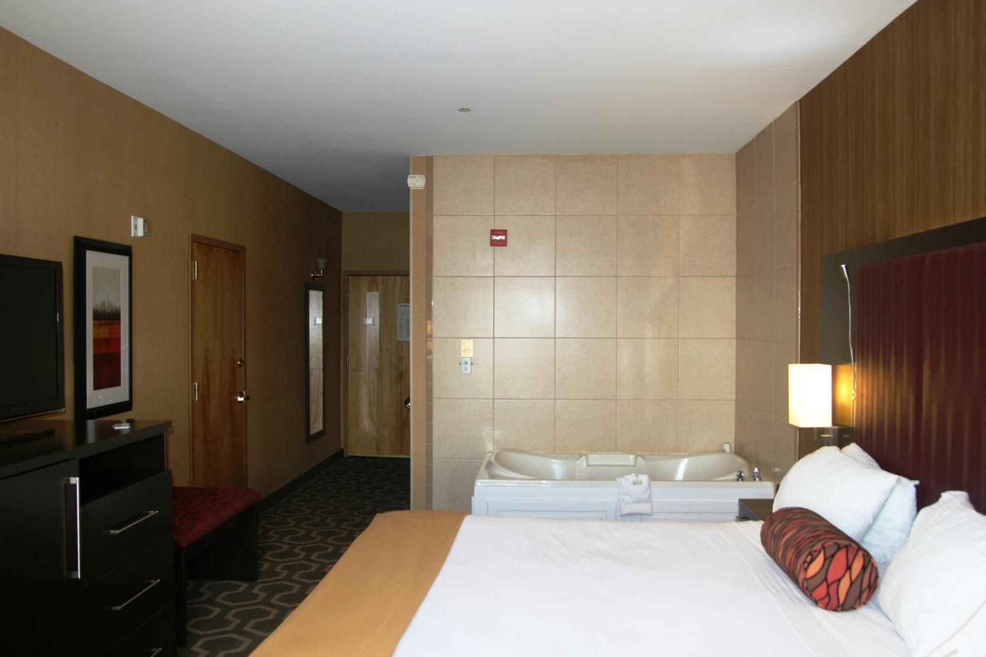 Holiday Inn Express Hotel & Suites Vineland Millville By Ihg מראה חיצוני תמונה